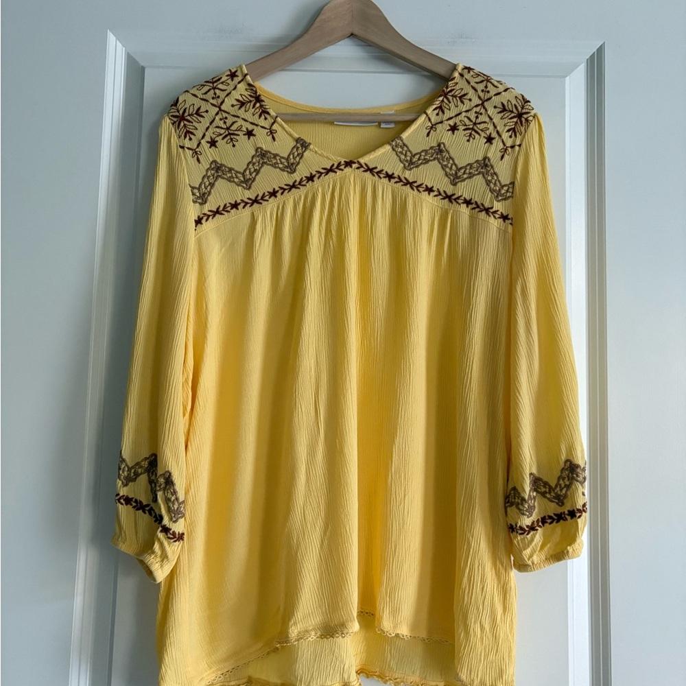 Susan Graver V-Neck Women’s Top - Picture 2 of 5
